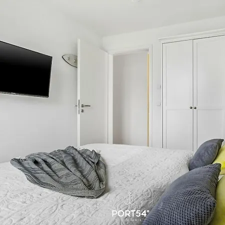 Peppers Apartment, אולפניץ